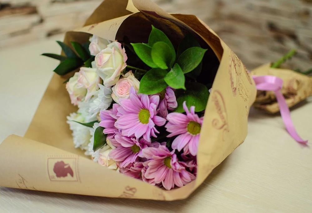 Букет цветов из: Розы и Хризантемы в Ждановский