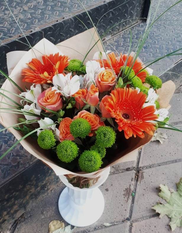 Букет цветов из: Герберы, Хризантемы, Альстромерии и Розы в Ждановский