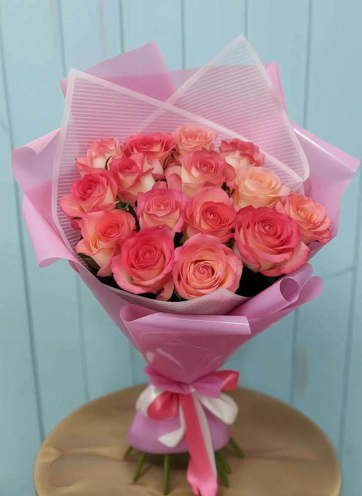 Букет 15 Розовых роз Равель в Ждановский