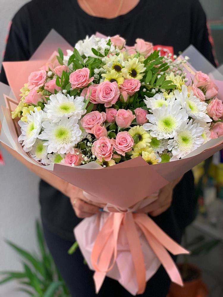 Букет цветов из: Розы и Хризантемы в Ждановский