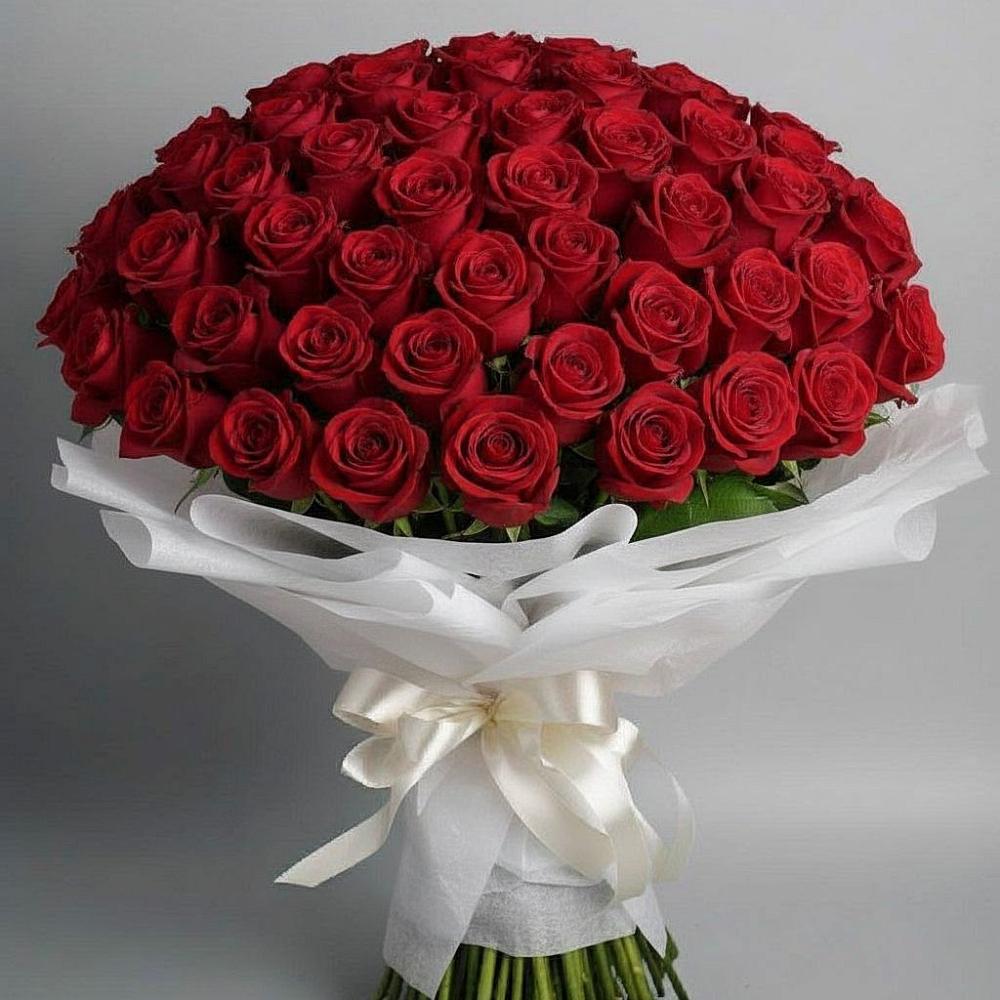 Букет 101 Красная роза Блэк Мэджик в Ждановский