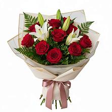 Букет цветов из:  Лилии и Розы #REPLACE_PRED# Ждановский