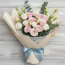 Букет цветов из:  Лизиантусы в Ждановский