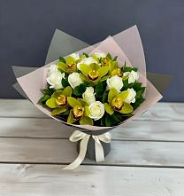 Букет цветов из:  Орхидеи и Розы в Ждановский