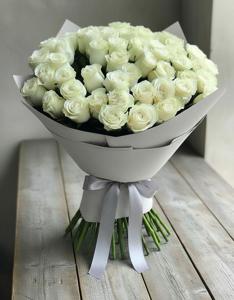 Букет 35 Белых роз в Ждановский