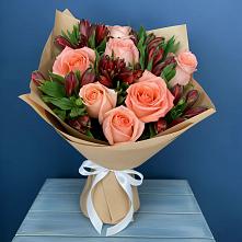 Букет цветов из:  Розы и Альстромерии в Ждановский