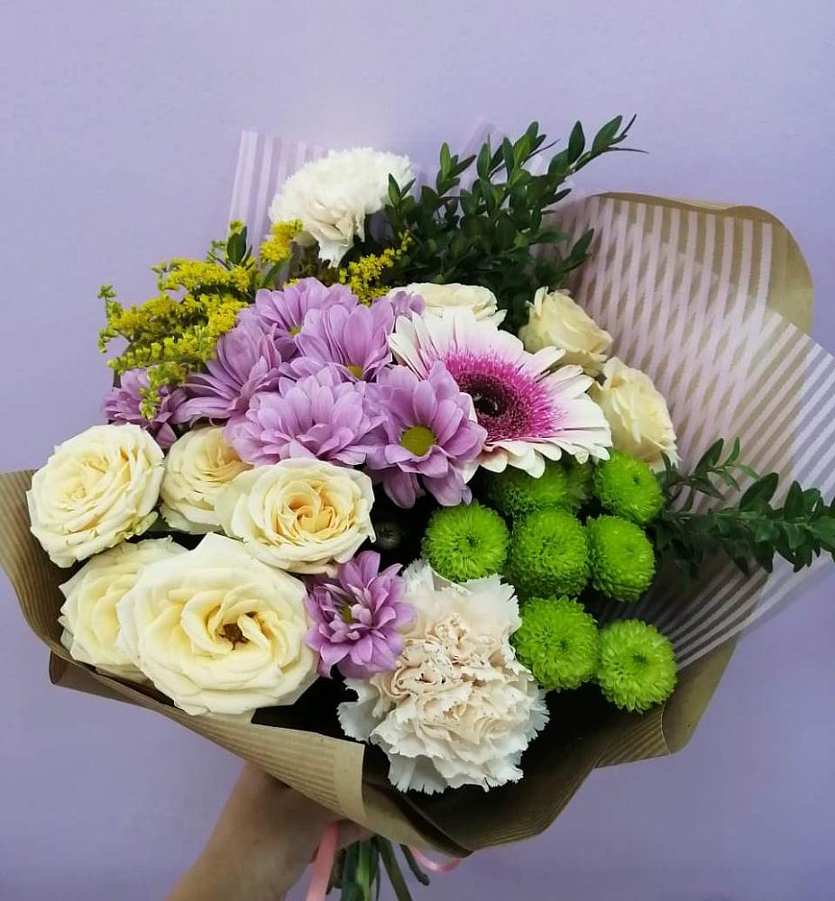 Букет цветов из: Хризантемы, Розы, Гвоздики и Герберы в Ждановский