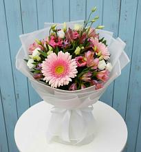 Букет цветов из:  Герберы, Альстромерии и Лизиантусы в Ждановский