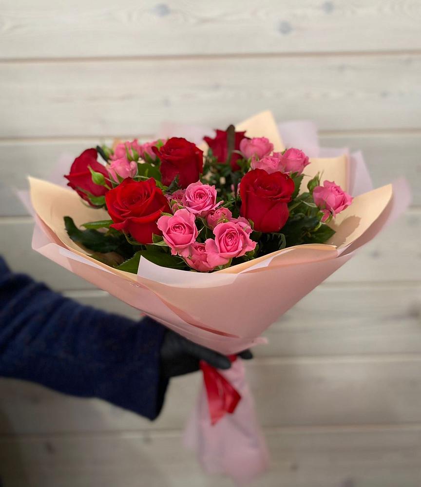Букет цветов из: Розы в Ждановский
