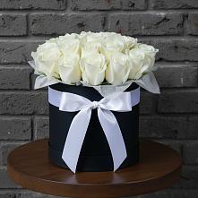 Цветочная композиция из Розы в шляпной коробке в Ждановский